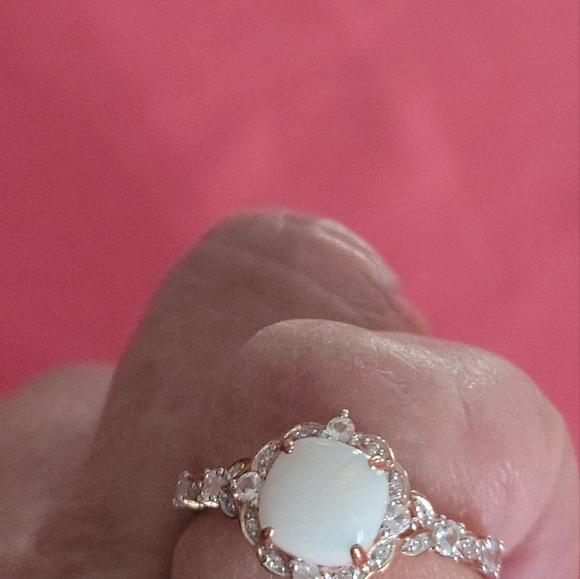 14kt white gold w diamond opal ring - Picture 2 of 10